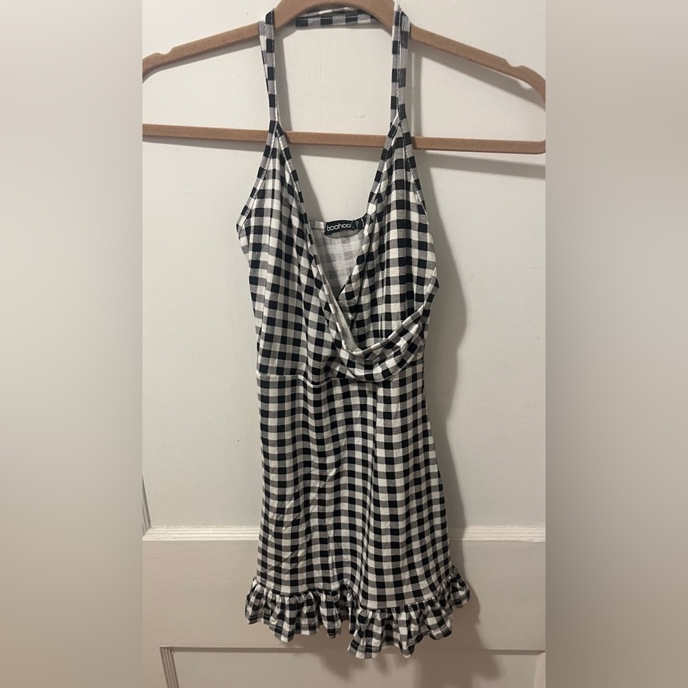 Very cute and short gingham check style dress